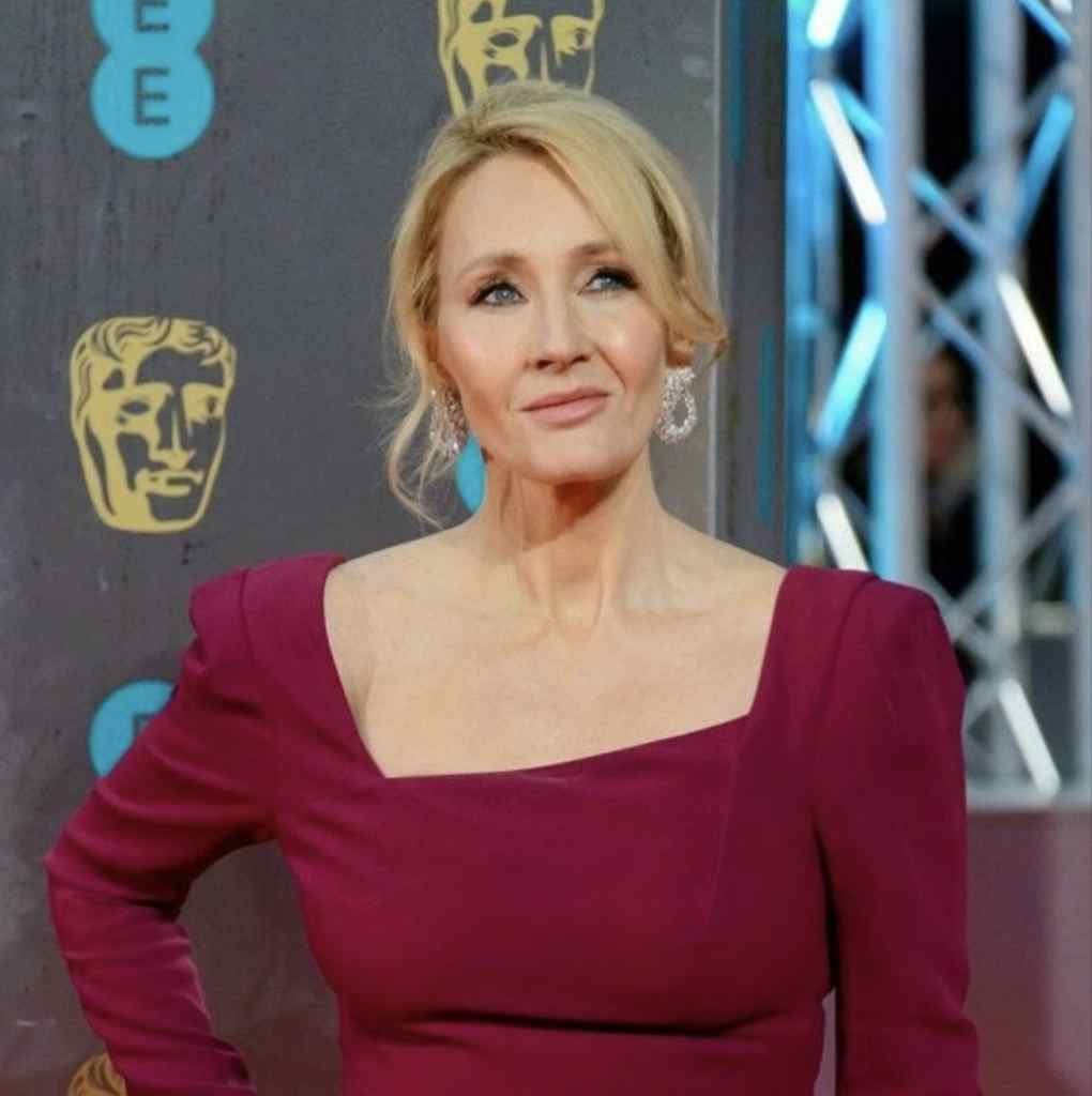 J.K. Rowling, Sigma Female Celebrities